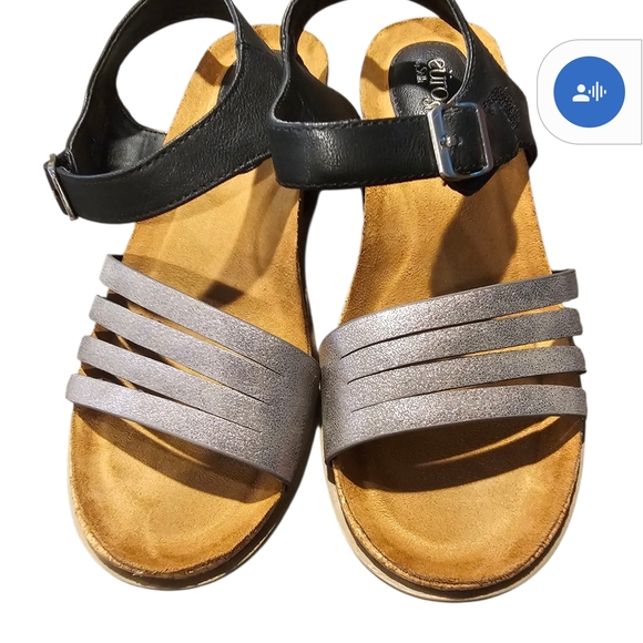 EURO SOFT by SOFFT Stylish Black and Silver Sandals Sz 6 - Picture 1 of 7